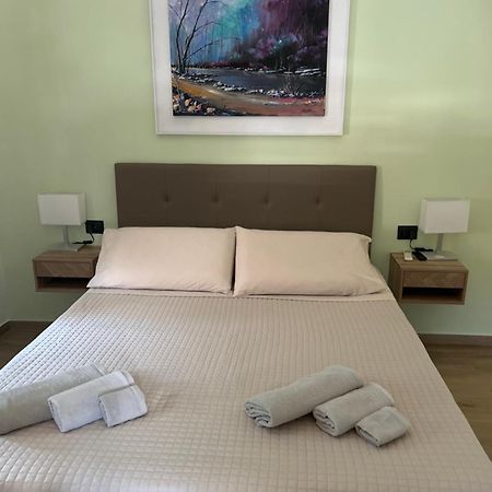 מלון ג'נובה Ulivo House מראה חיצוני תמונה